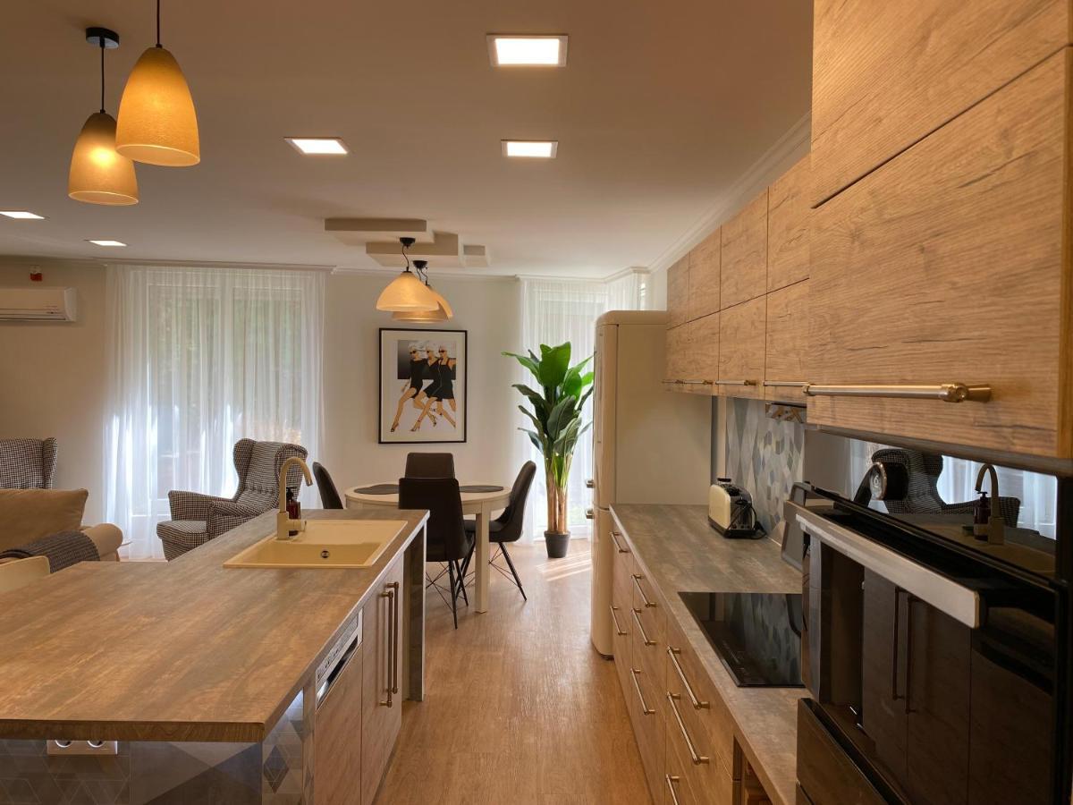 Ground Floor Park Bestern Seghedin Exterior foto